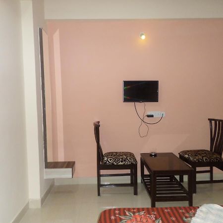 Titwala Hotel Riya-Raj Lodging المظهر الخارجي الصورة