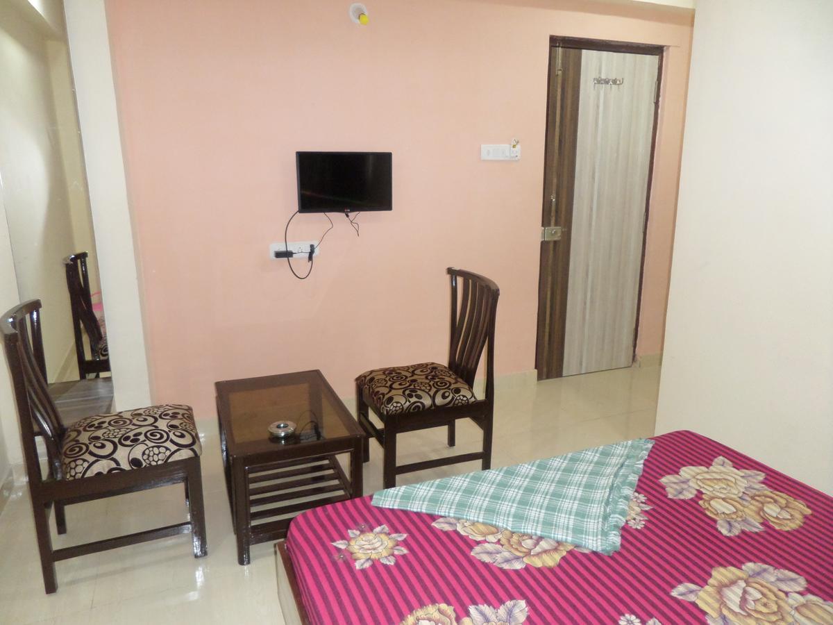 Titwala Hotel Riya-Raj Lodging المظهر الخارجي الصورة